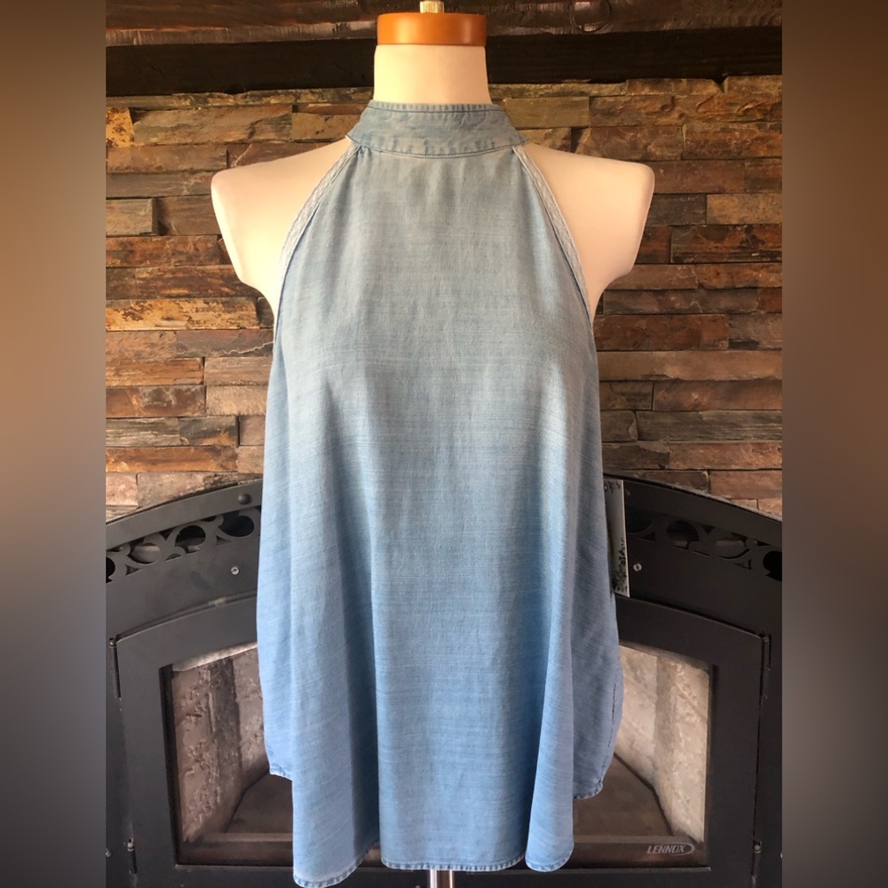 NWT Chelsea & Violet Chambray High Neck Blouse